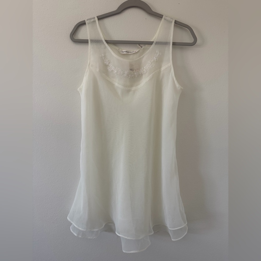 Vintage Victoria’s Secret Sheer Ivory chiffon chemise delicate slip size small